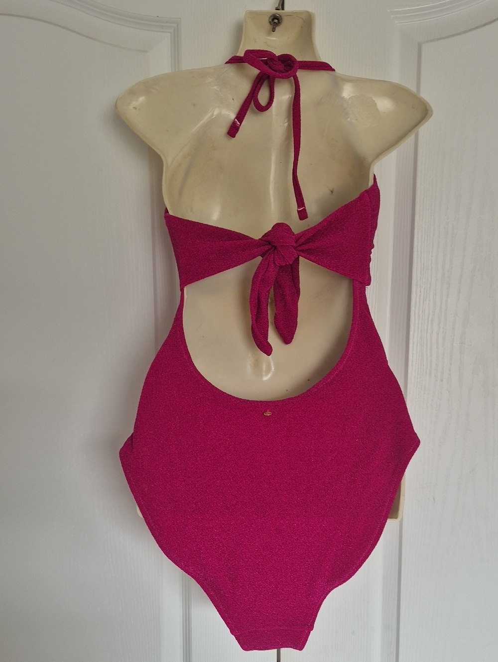 Victoria's Secret Fuchsia Cutout One-Piece Swimsuit - Picture 7 of 16